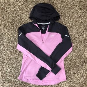 NIKE DRI FIT PULL OVER
